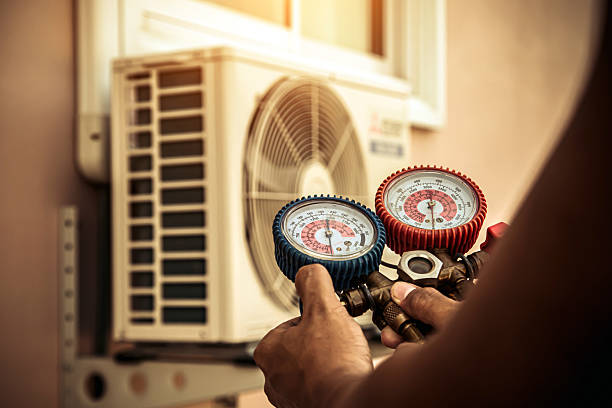 Professional Hvac technician working in Jefferson, MD